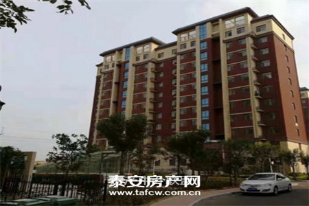 传信楼小区四楼3室2厅1卫123m2毛坯房76万出售